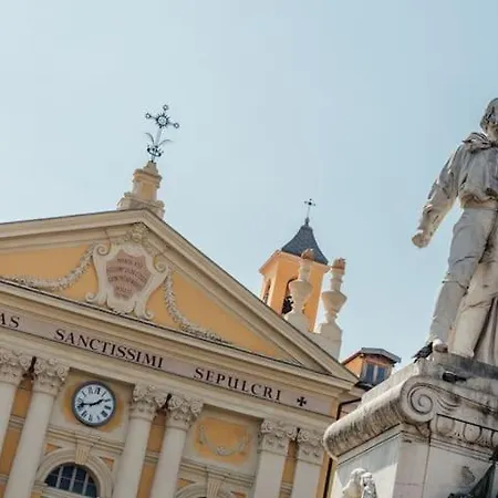 Golden Square Lägenhet *