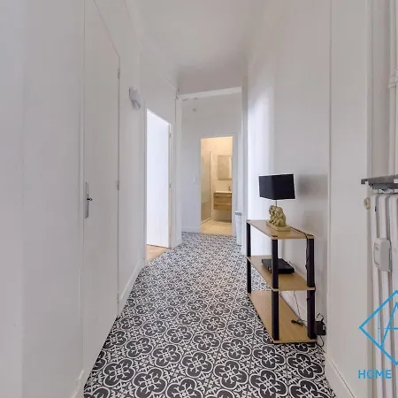 Golden Square דירה *